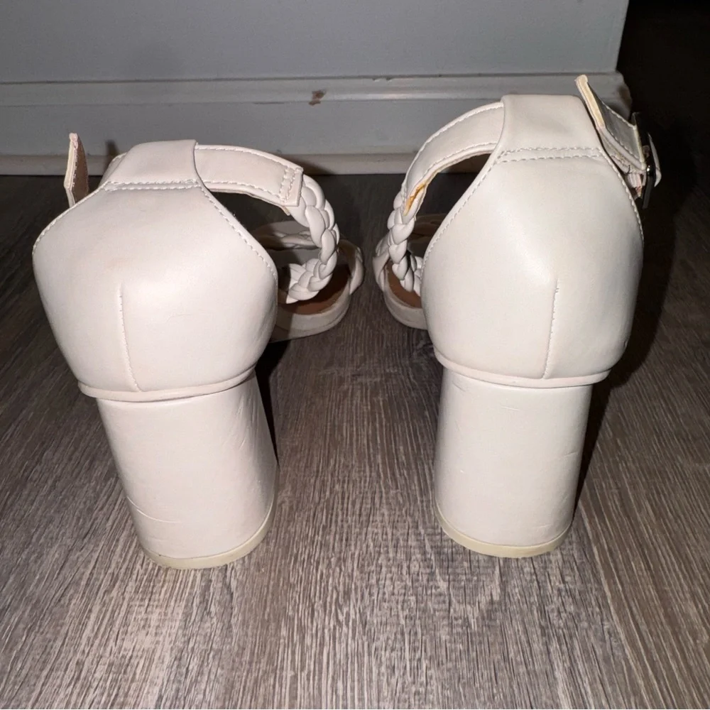 DV by Dolce Vita ivory Hassa braided ankle strap sandals heels 10